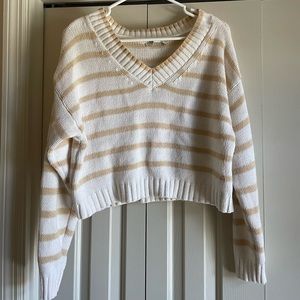 American Eagle Cream and White Oversized Crop Sweater